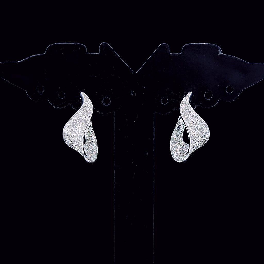 Flame Pavé Stud Earrings - Gold-Plated (Vermeil) Lab-Grown Diamonds | VE232298