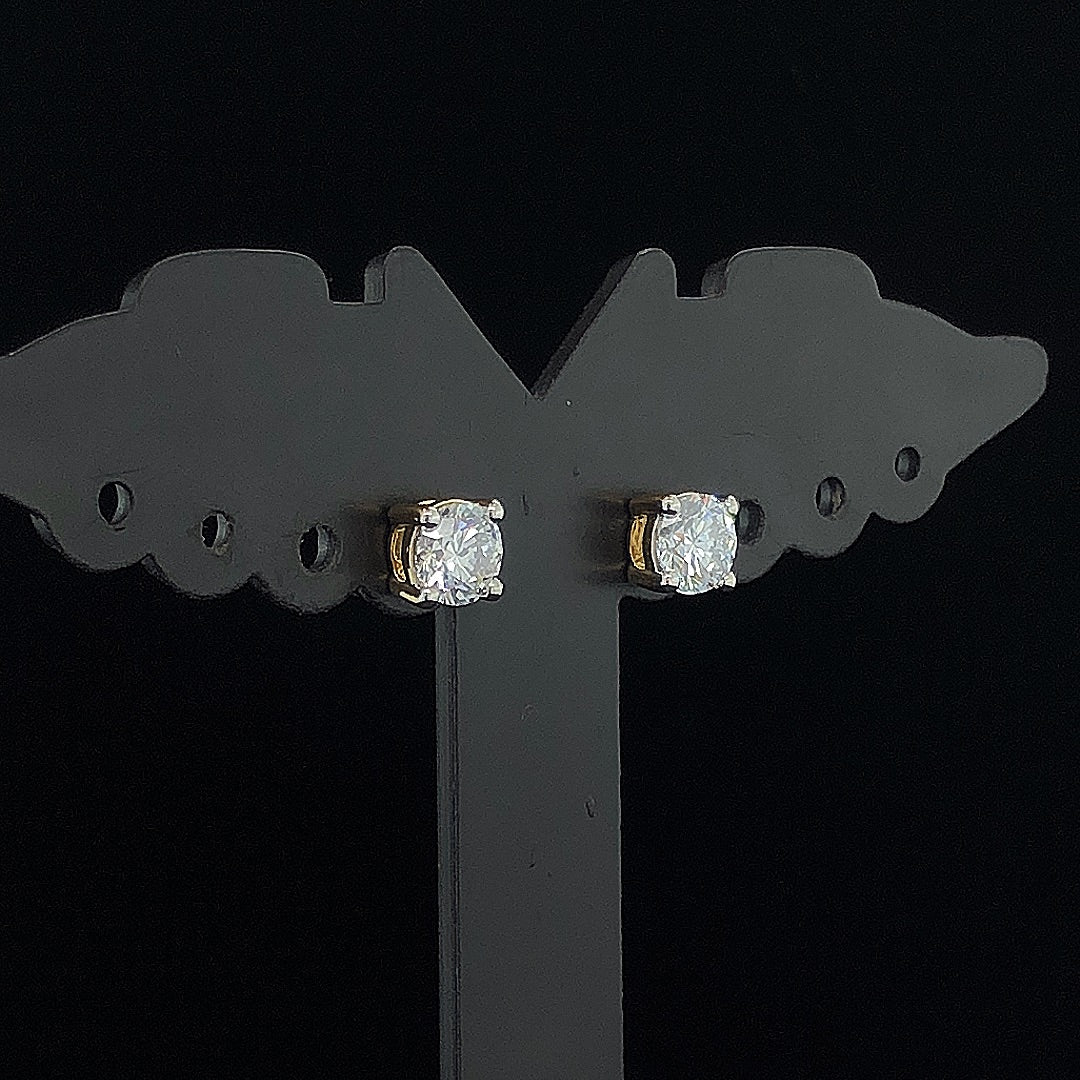 Round Solitaire Stud Earrings - Gold-Plated (Vermeil) Lab-Grown Diamonds | VE250352