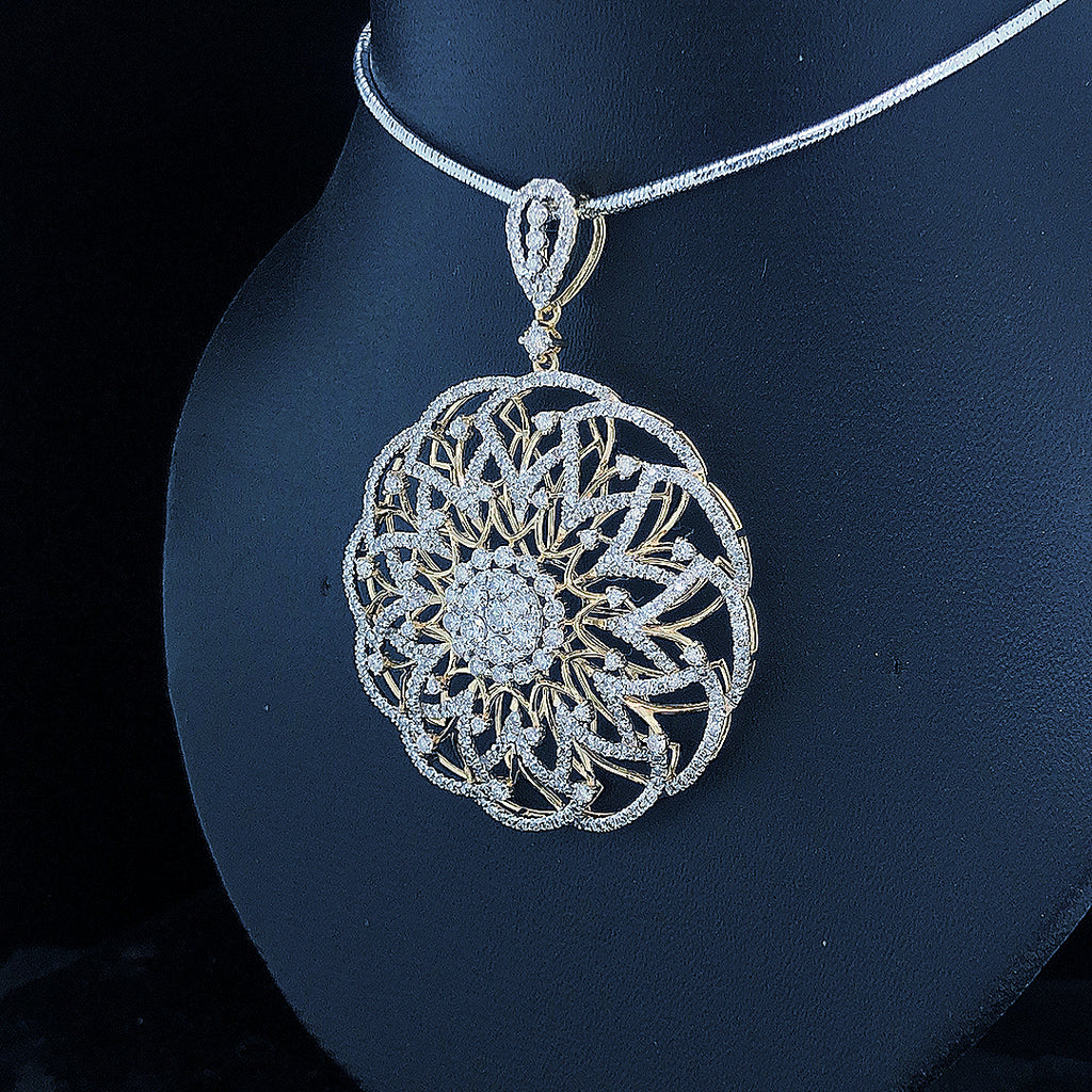 Filigree Medallion Pendant - Gold-Plated (Vermeil) Lab-Grown Diamonds | VP220251