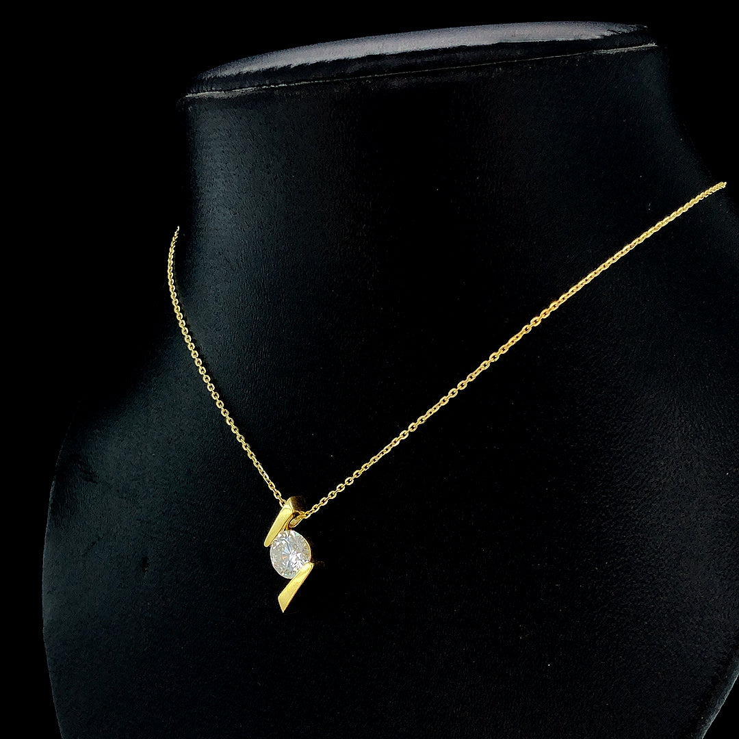 Bypass Solitaire Diamond Pendant -Gold-Plated (Vermeil) Lab-Grown Diamond | VP240096