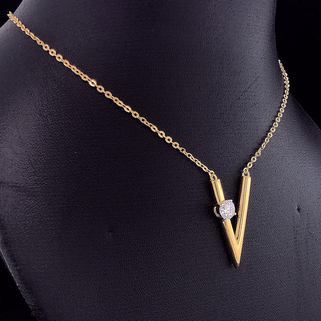 Letter V Initial Pendant - Gold-Plated (Vermeil) Lab-Grown Diamonds | VP250238A