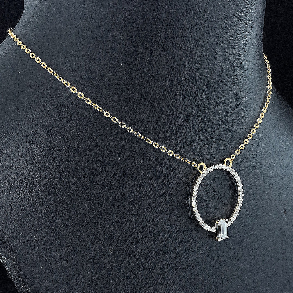 Circle Pendant with Emerald-Cut Diamond - Gold-Plated (Vermeil) Lab-Grown Diamonds | VP250327