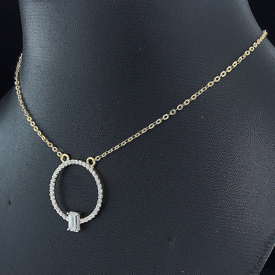 Circle Pendant with Emerald-Cut Diamond - Gold-Plated (Vermeil) Lab-Grown Diamonds | VP250327