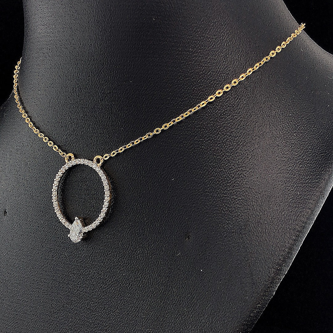 Circle Pendant with Pear Diamond -Gold-Pendant (Vermeil) Lab-Grown Diamonds | VP250328