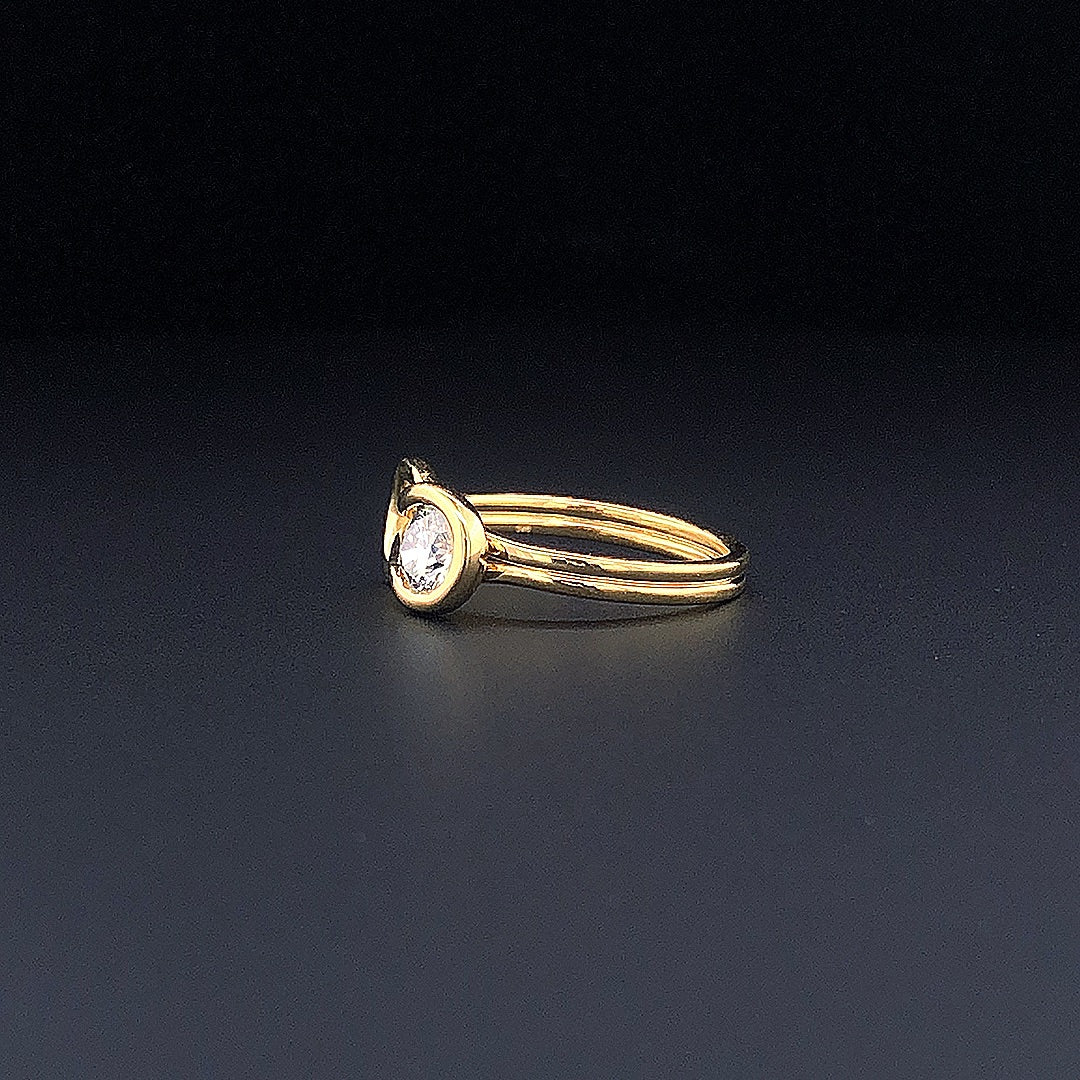 Gold-Plated (Vermeil) Lab-Grown Diamond Infinity Knot Solitaire Ring VR250090