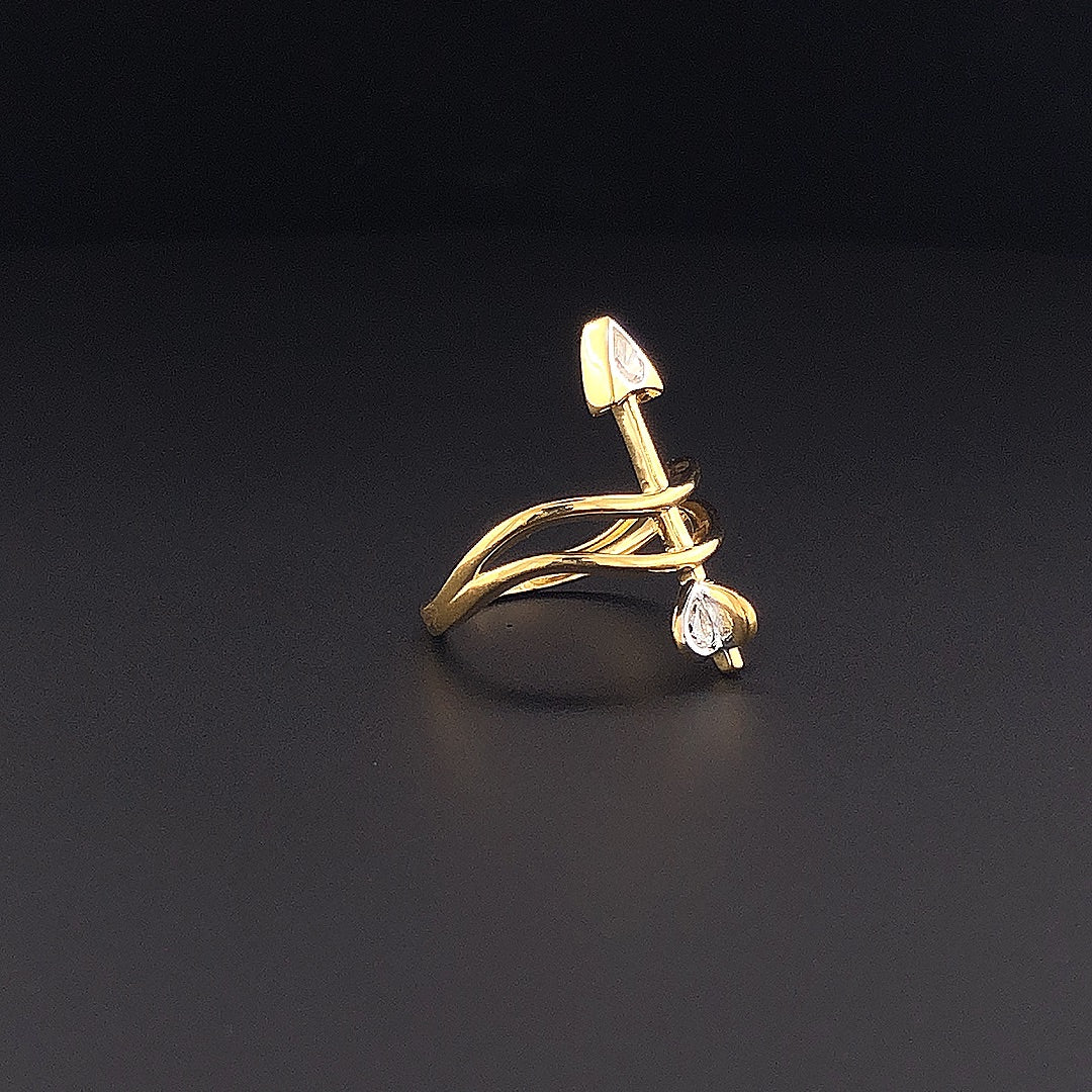 Gold-Plated Lab-Grown Diamond Arrow Ring with Pear Stones VR250424