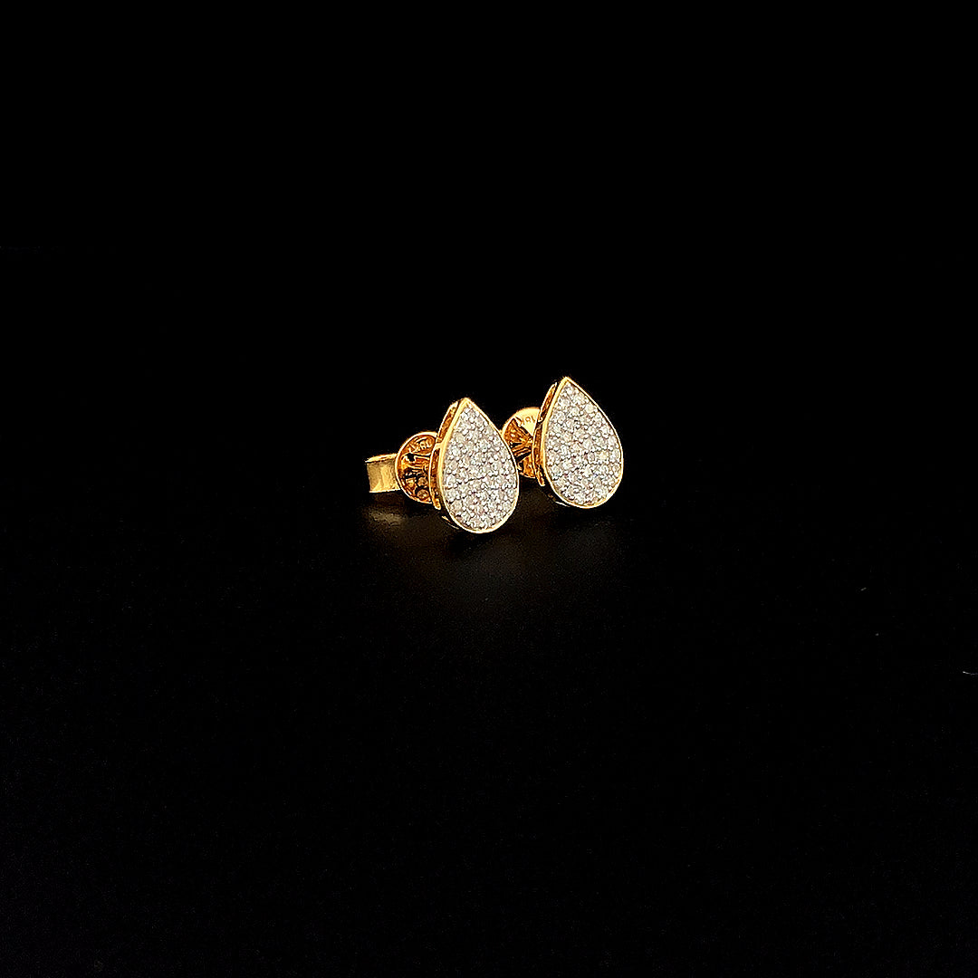 Pear-Shaped Pavé Stud Earrings - Gold-Plated (Vermeil) Lab-Grown Diamonds | VE232300
