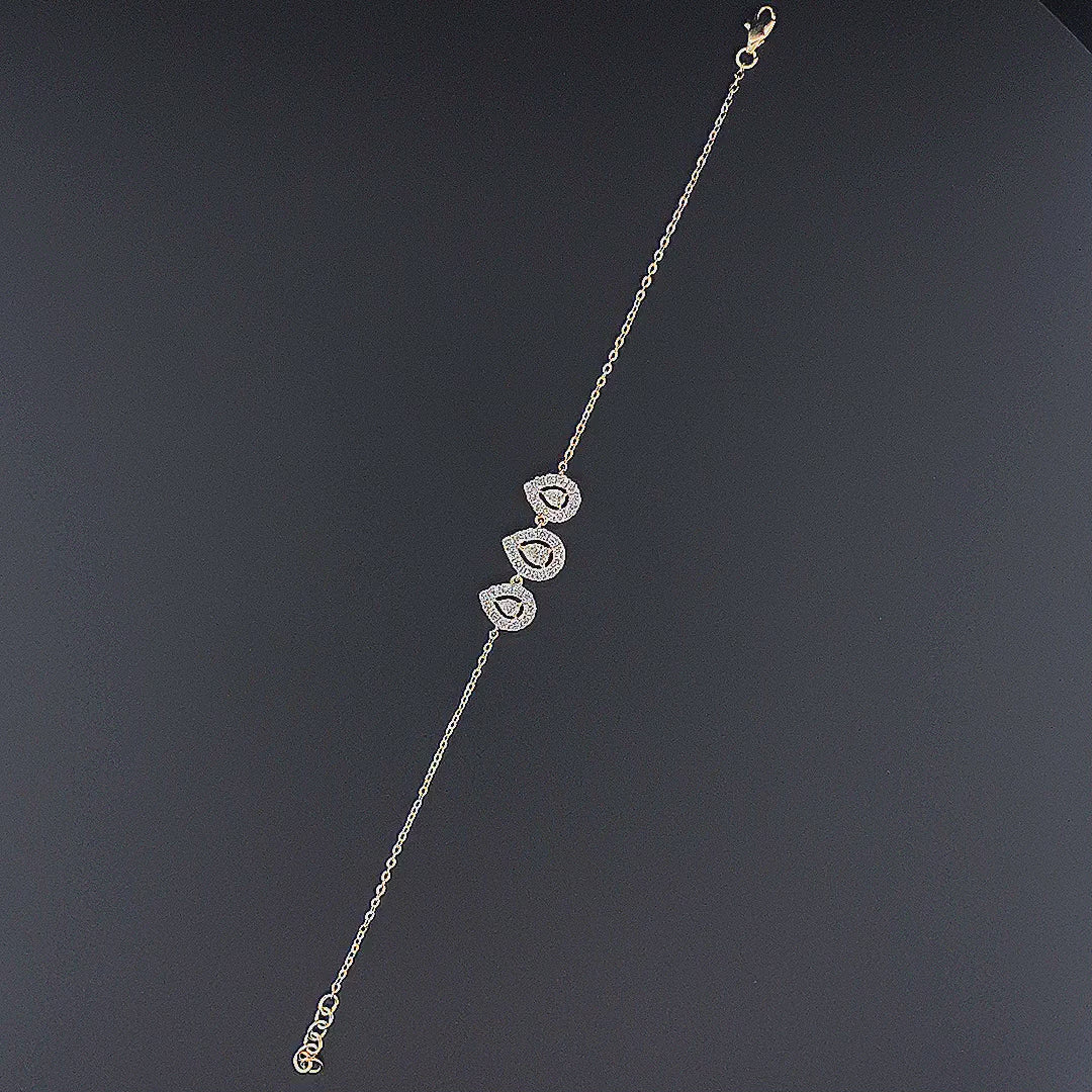 Teardrop Halo Diamond Bracelet -Gold-Plated (Vermeil) Lab-Grown Diamonds | VB250081