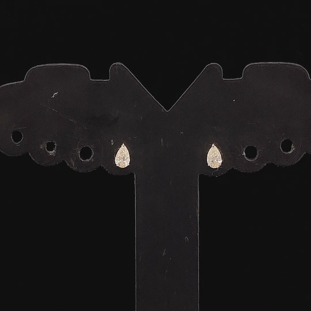 Pear-Shaped Pavé Stud Earrings - Gold-Plated (Vermeil) Lab-Grown Diamonds | VE250250